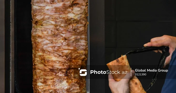 В Азербайджане куриный донер вытесняет говяжий: цена и безопасность определяют выбор