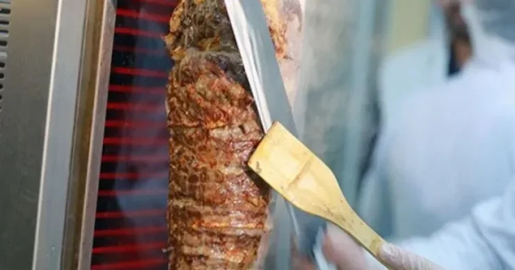 Şəmkirdə dönərdən KÜTLƏVİ ZƏHƏRLƏNMƏ