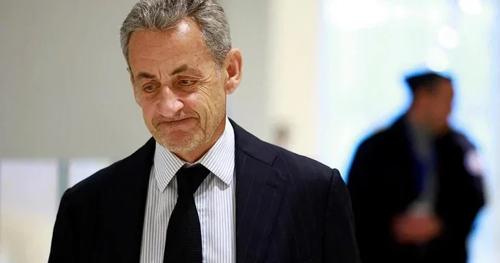 Суд рассмотрит ходатайство бывшего президента Франции об освобождении