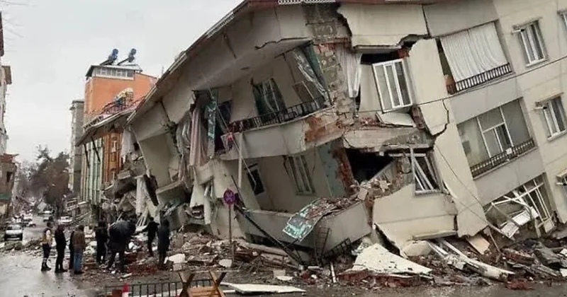 Турецкий сейсмолог предупредил о высокой вероятности мощного землетрясения Minval Politika