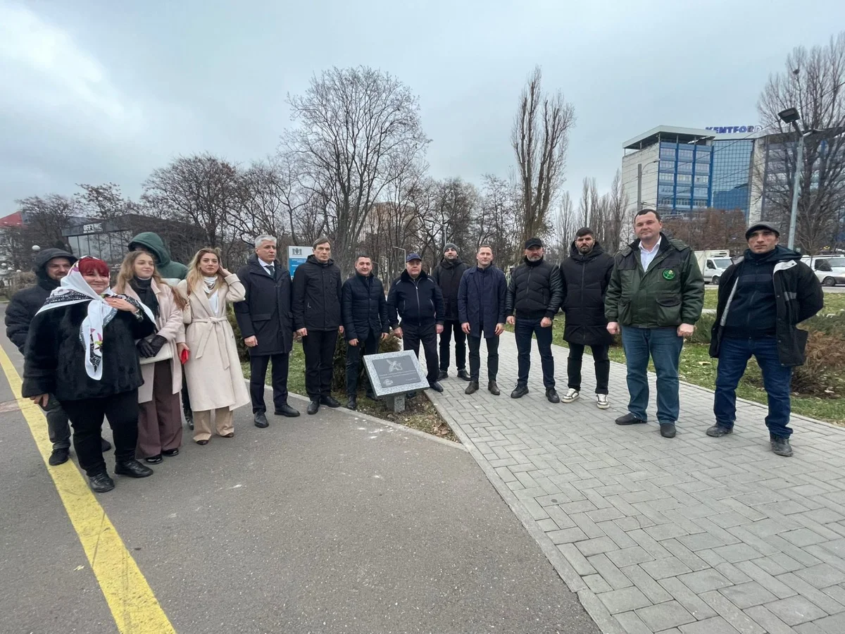 В Кишинэу заложена Аллея азербайджаномолдавской дружбы Харыбюльбюль (ФОТО)