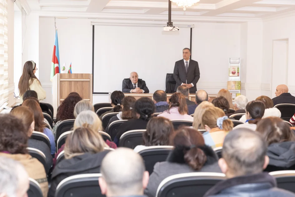 Kənd təsərrüfatı nazirinin müavini Qubada vətəndaşları qəbul edib, təsərrüfatlara baxış keçirib