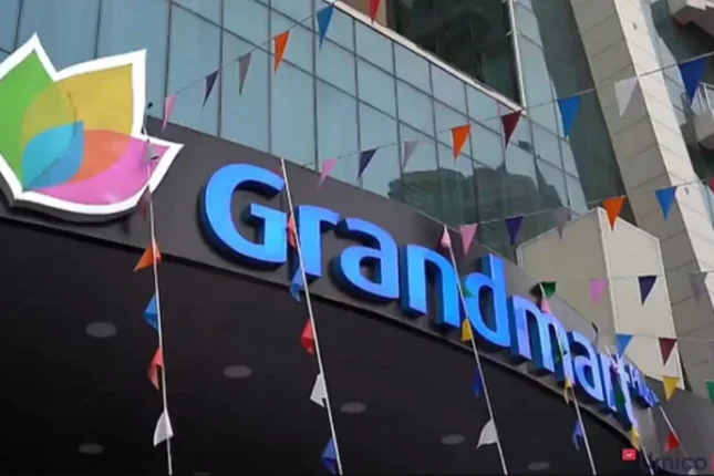 “Grandmart” parklanma pulu yığırFOTO