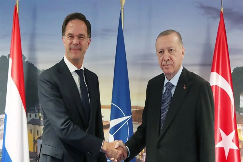 Ərdoğan Rutte ilə Suriyadakı vəziyyəti müzakirə edib