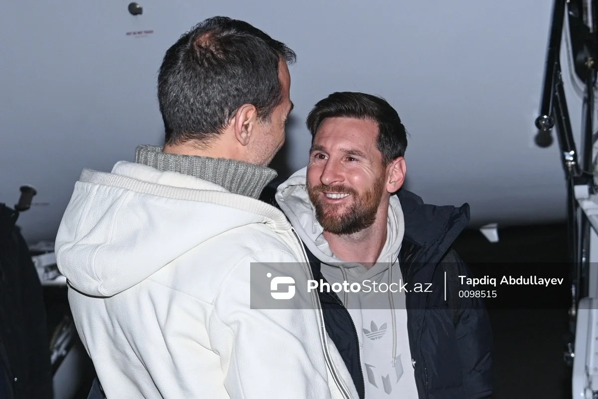 Messi Bakıya gəldi: belə qarşılandı FOTOLAR