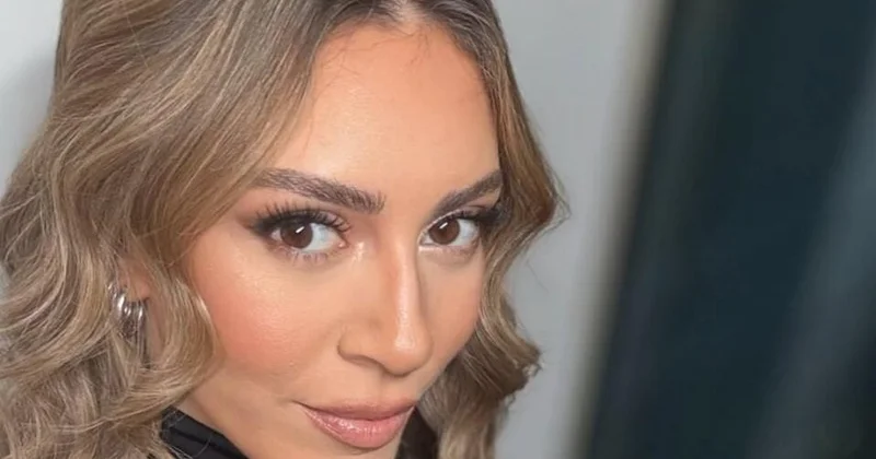 Sinem Kobalın Bakıda Azərbaycan mahnısına rəqsi GÜNDƏM OLDU VİDEO