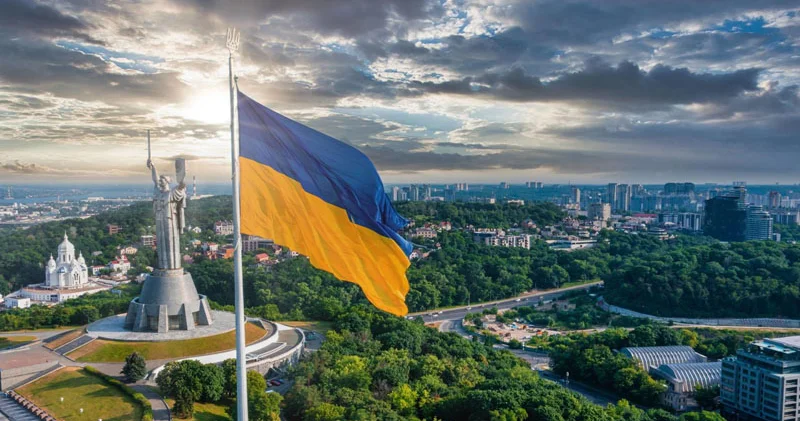 Vaşonqiton Zelenskiyə təzyiq edir FOTO