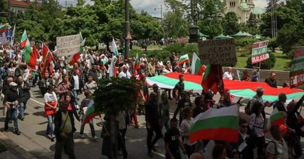 Bolqarıstanda kütləvi aksiya: hökumətin istefası tələb edilir