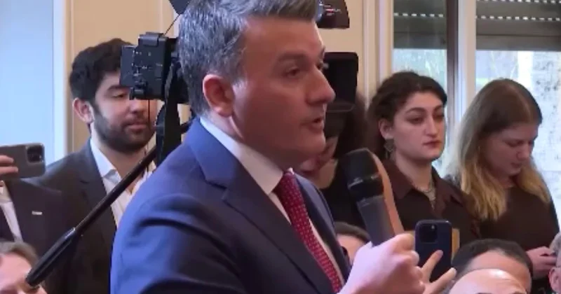 Посол Азербайджана поприветствовал Пашиняна по армянски Minval Politika