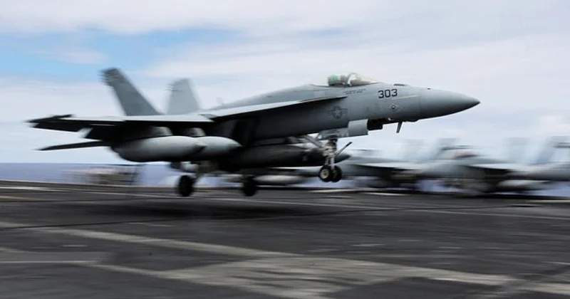 ABŞ Venesuelaya qırıcı təyyarələr göndərdi