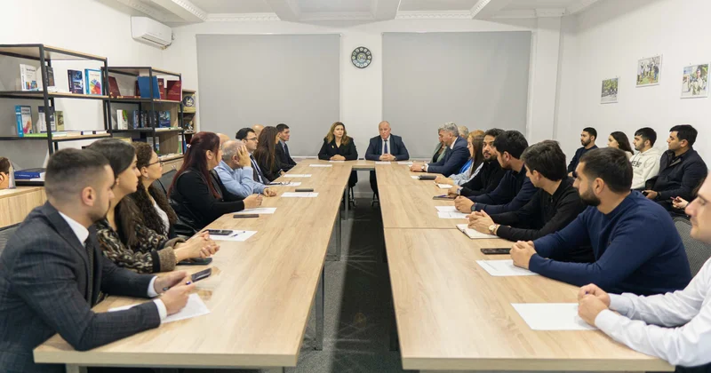 “Energy Talks” layihəsi çərçivəsində SDU da seminar keçirilib FOTOLAR