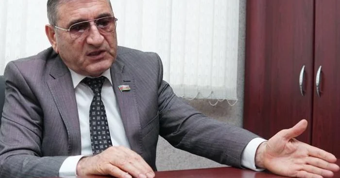 Deputat: “AXCP fəaliyyət göstərdiyi bütün illərdə zor, güc və silah fikrini ortaya qoyub”