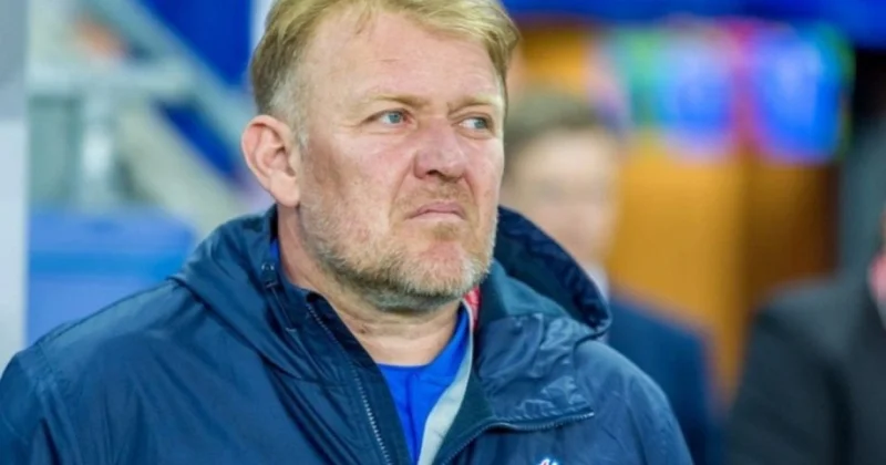 Robert Prosineçkinin yeni iş yeri məlum oldu