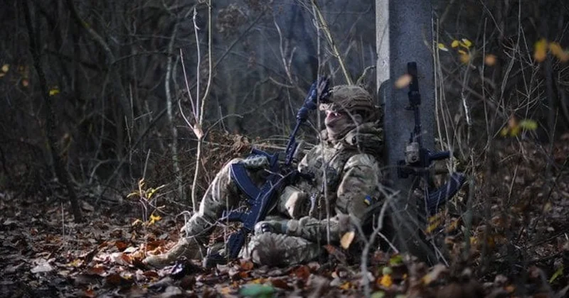 Дороги в серой зоне: Мирноград на грани окружения?