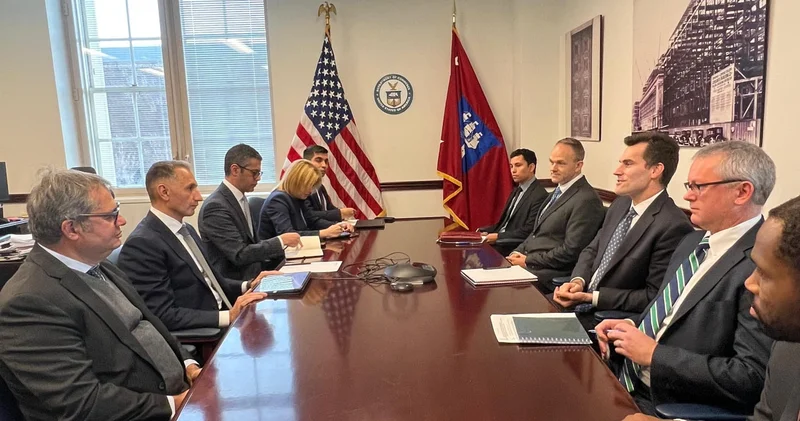 Nazir Rəşad Nəbiyev ABŞ Ticarət Departamenti katibinin müavinləri ilə görüşüb