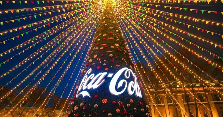 Coca Cola “Soyuq Əllər, İsti Ürək” yarmarkasının yenidən tərəfdaşıdır FOTOLAR