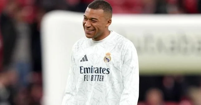 Mbappe zədəli halda ÇL nin matçına çıxacaq