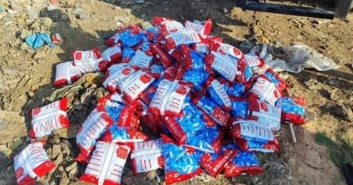 İrandan Azərbaycana idxal edilən konfet məhv edildi Foto