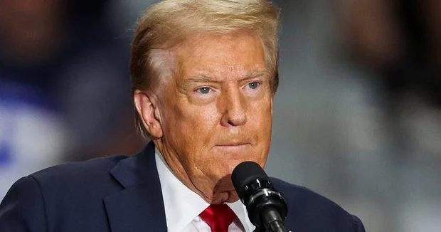 Trampdan Avropaya XƏBƏRDARLIQ “Çox pis şeylər baş verir”