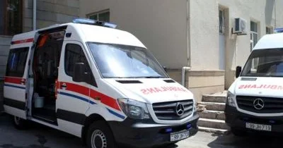 Goranboy sakini kəsici alətdən xəsarət alıb