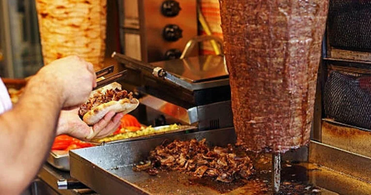 “Nur dönər”in fəaliyyəti məhdudlaşdırıldı KONKRET