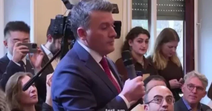 Səfirimizin Paşinyana ermənicə salamı rezonans yaratdı Video