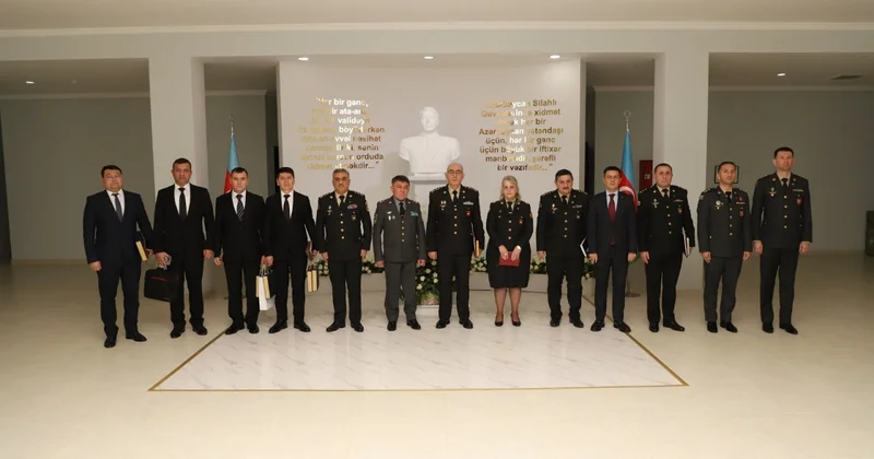 Özbəkistanlı nümayəndələr Dövlət Xidmətində olublar FOTOLAR