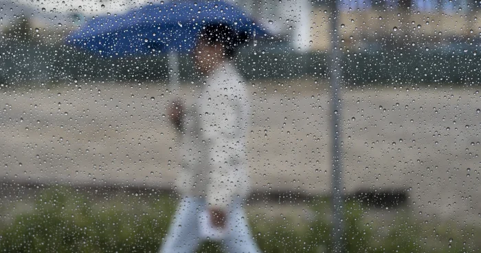 Ölkədə yağıntılı hava hökm sürür