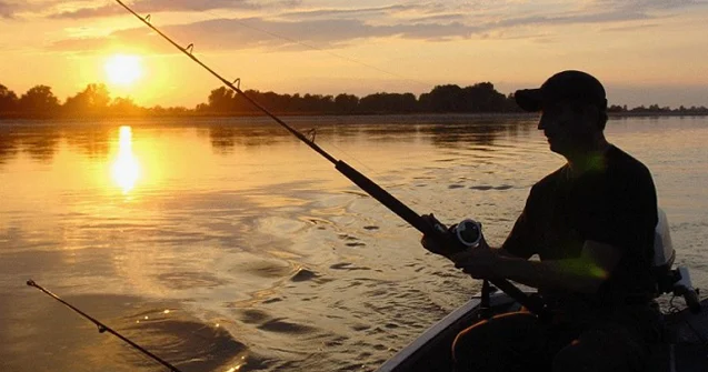 Astarada itkin düşən balıqçılar qohum imiş Yenilənib