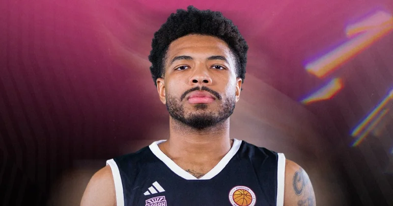 Сабах расстался с Николсом