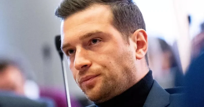 Bardella: “Fransaya Tramp kimi “böyük qardaş” lazım deyil”