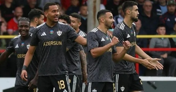 “Qarabağ” “Ayaks” oyunu başladı CANLI (YENİLƏNİR)