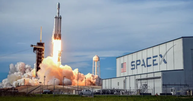 SpaceX tarixinin ən böyük IPO su üçün hazırlıqlara başlayıb