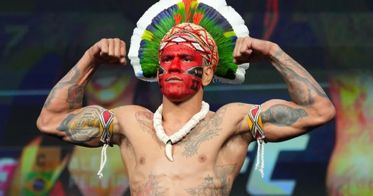 Aleks Pereyra iki döyüşdən ötrü UFC ağır çəki dərəcəsinə yüksəlməyə hazırdır