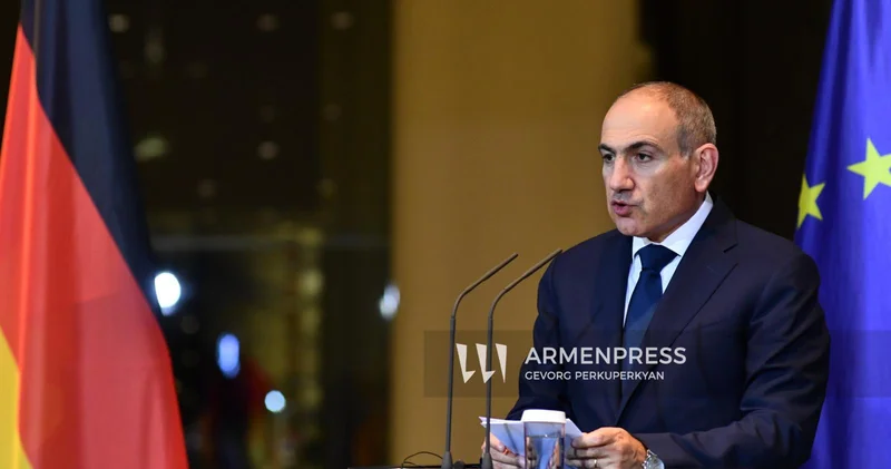 Paşinyandan Berlində nikbin açıqlamalar “Regionda geniş imkanlar açılır...”