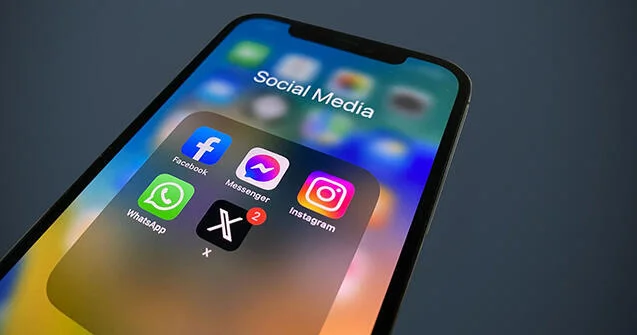 Во Франции намерены запретить детям и подросткам доступ в соцсети