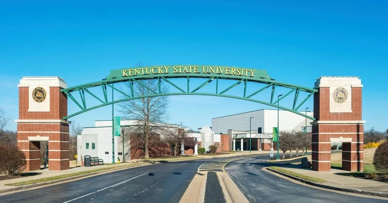 ABŞ da universitetdə atışma olub, ölən var YENİLƏNİB