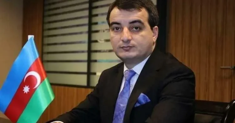 Brüsseldə bir qrup siyasətçi sülhü pozmaq naminə Ermənistanı dəstəkləyir Politoloq