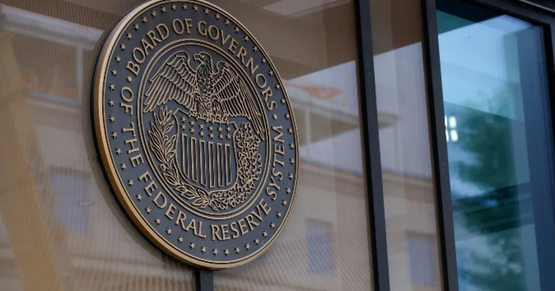 ФРС в третий раз подряд снижает ставку
