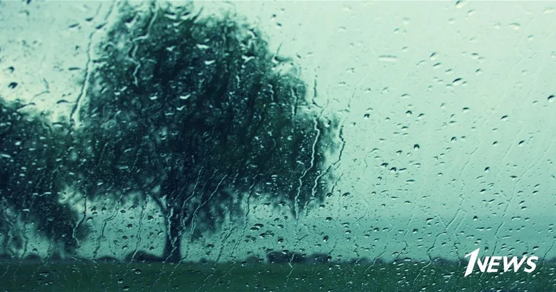 Важные рекомендации МЧС о том, как вести себя во время ливней