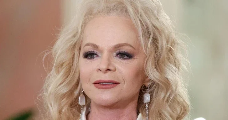 СМИ: Лариса Долина 12 лет уклонялась от уплаты налогов за свой тайный дворец в Подмосковье