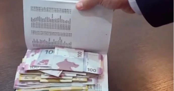 Saxta rəy vermək üçün rüşvət alan ekspert məhkəmə qarşısında 60 minlik KORRUPSİYA