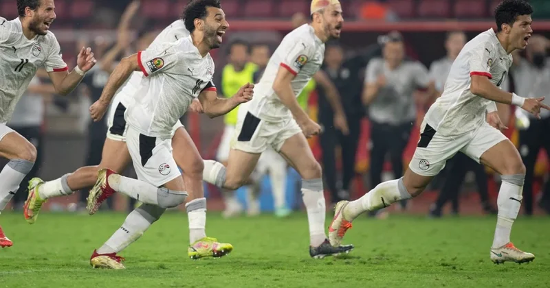 Зачем играть в футбол ради ЛГБТ? странный вопрос