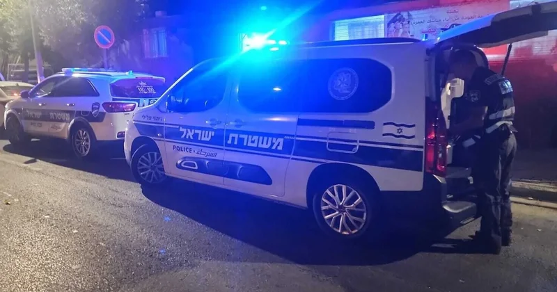 Cиловики ворвались в мэрию израильского города