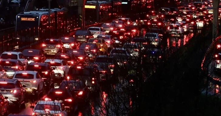 Исследование Inrix: Стамбул возглавил мировой рейтинг дорожных заторов