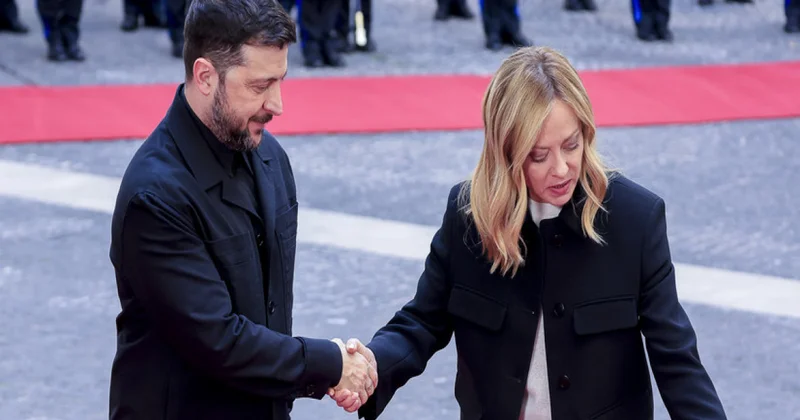 KİV: Corcia Meloni Zelenskini “ağrılı güzəştlərə” hazır olmağa çağırıb