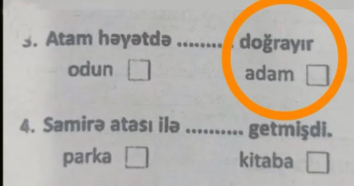 Üçüncü sinfin KSQ dəki sual qalmaqal yaratdı “Atam həyətdə adam doğrayır?” FOTO