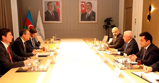 “AzərEnerji” və Macarıstanın MVM şirkətinin rəhbərləri görüşdü Foto