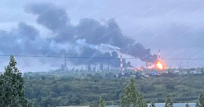 Rusiyanın Sızran neft zavodu sıradan çıxıb Azı 1 ay istehsal mümkün olmayacaq