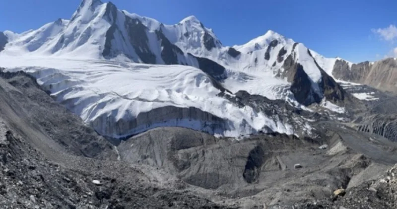 Buzlaqların əriməsi şirin su ehtiyatlarının azalmasına səbəb olur AÇIQLAMA